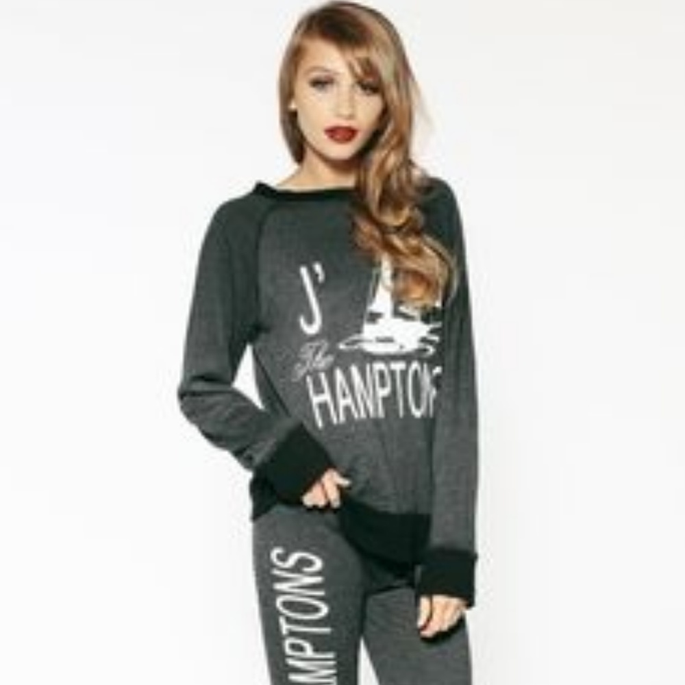 WILDFOX J'ADORE HAMPTONS SWEATSHIRT NWOT!